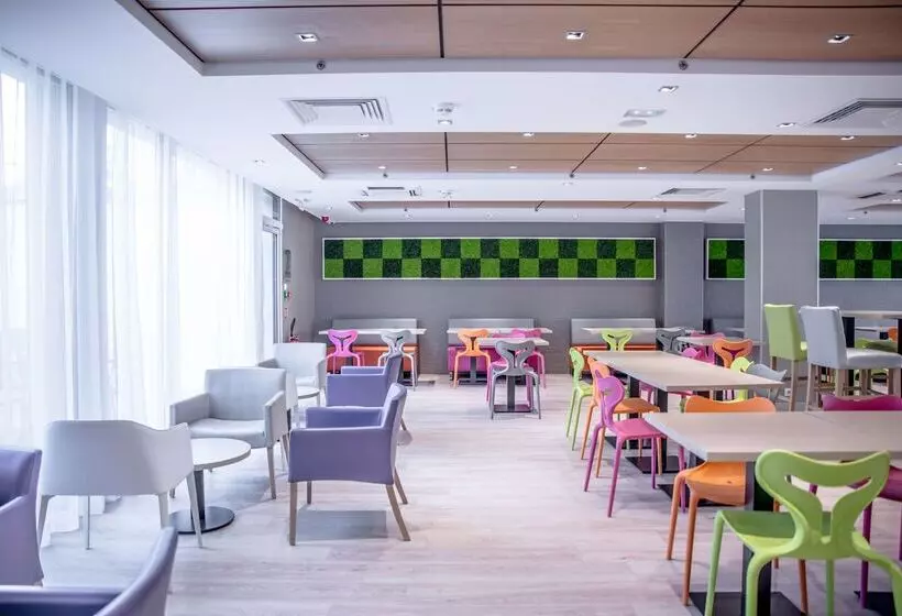 Fotos del hotel Kyriad Prestige Saint-malo:  16