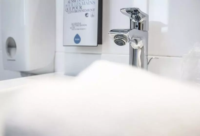 Fotos del hotel Kyriad Prestige Saint-malo:  14