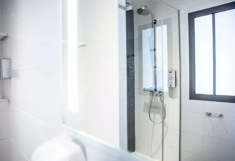 Fotos del hotel Kyriad Prestige Saint-malo:  17