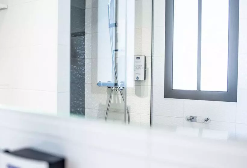 Fotos del hotel Kyriad Prestige Saint-malo:  23