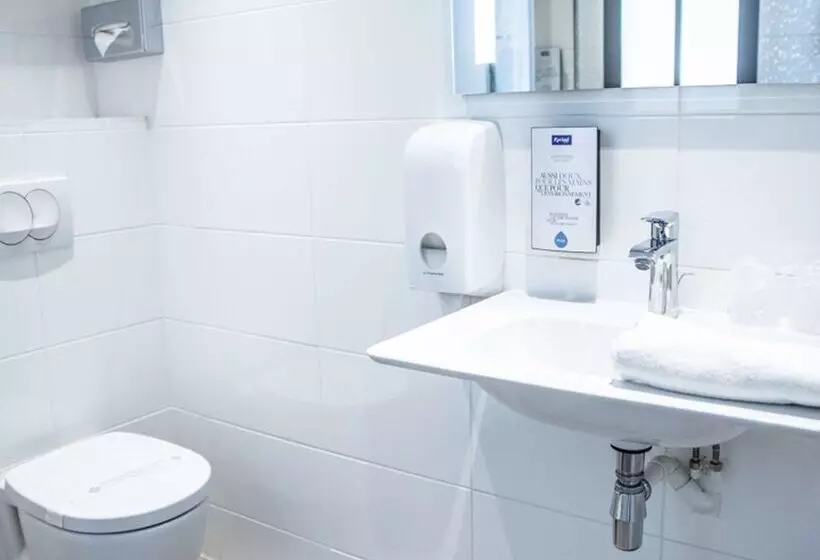 Fotos del hotel Kyriad Prestige Saint-malo:  19