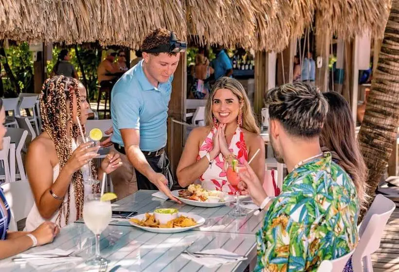 Fotos del hotel Paradise Beach Hotel:  21