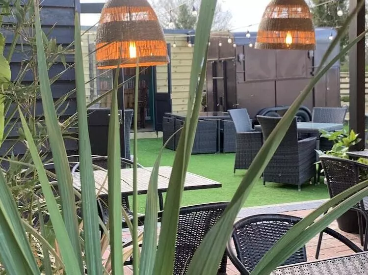 Fotos del hotel The Old Red Lion Inn:  8