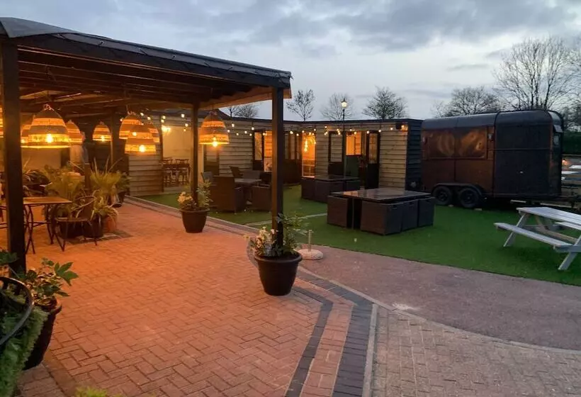 Fotos del hotel The Old Red Lion Inn:  11