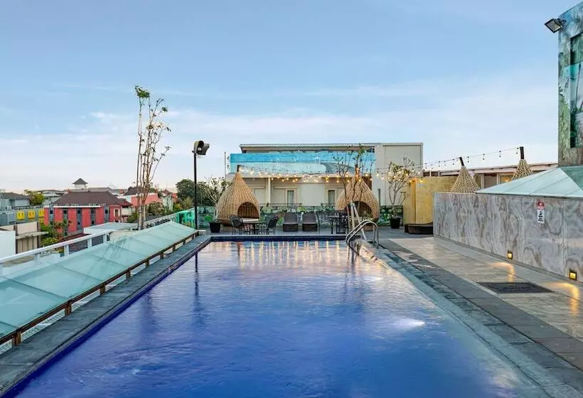 Fotos del hotel Maxonehotels At Legian:  2