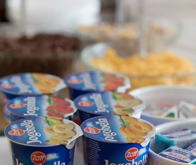 Fotos del hotel Pension Nika:  3