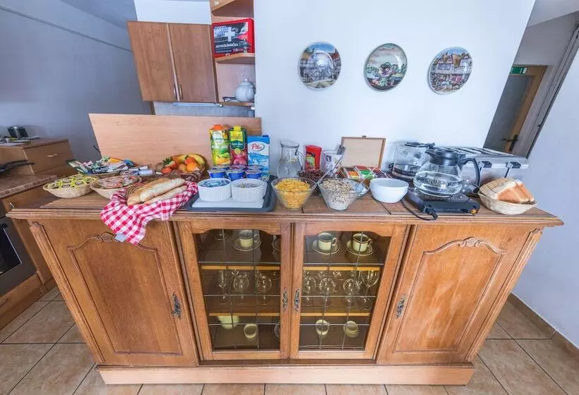 Fotos del hotel Pension Nika:  5