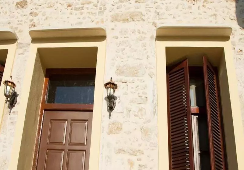 Fotos del hotel Porto Enetiko Suites:  3