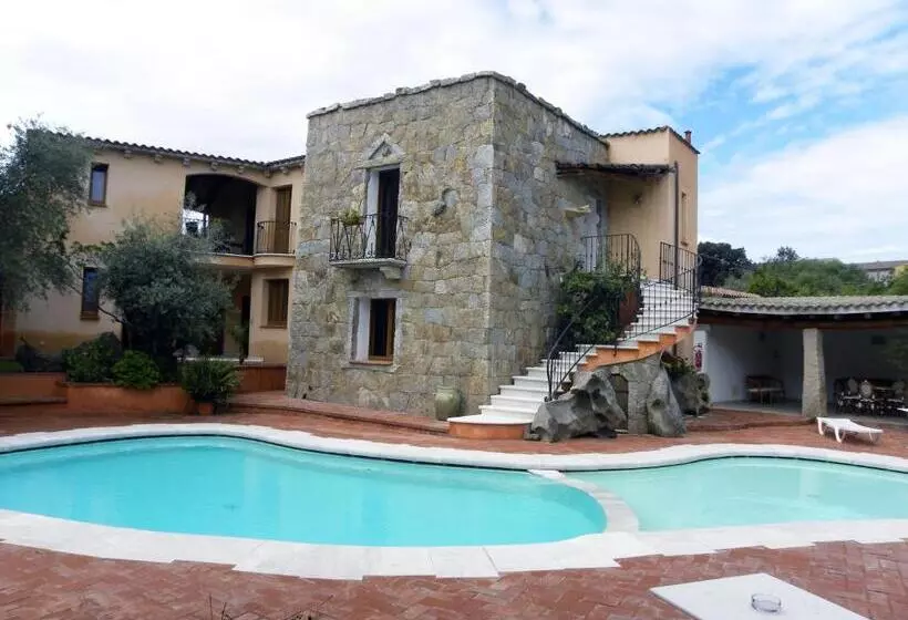 Fotos del hotel San Pantaleo:  16