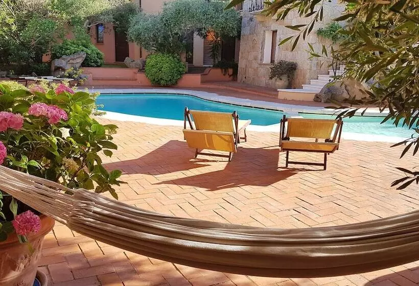 Fotos del hotel San Pantaleo:  17