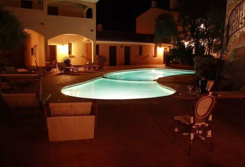 Fotos del hotel San Pantaleo:  13