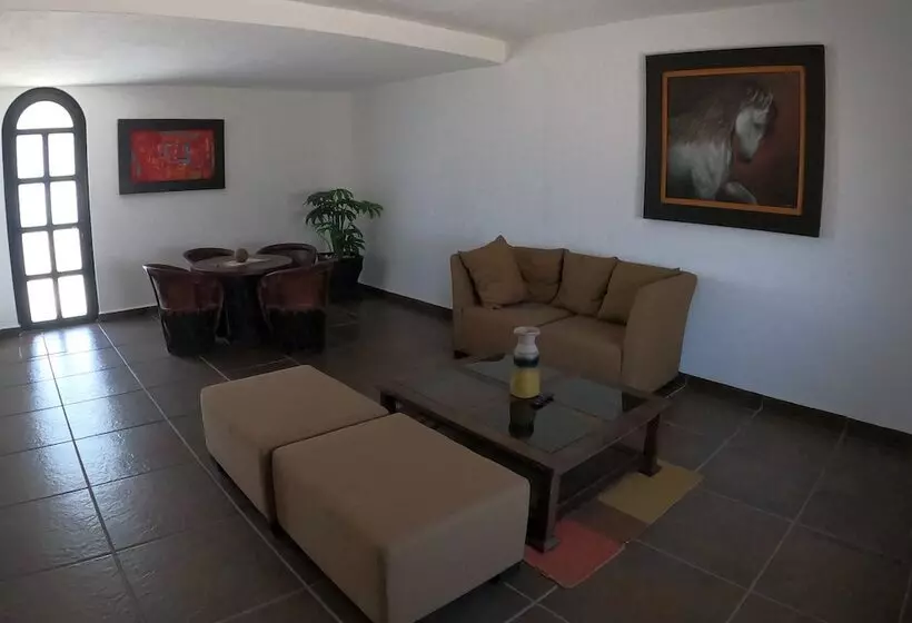 The Latit  Querétaro