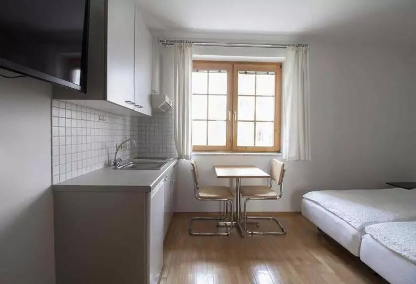 Fotos del hotel Appartements Christophorus:  2