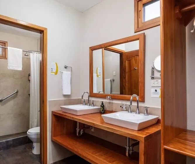 Fotos del hotel Galapagos Habitat By Eco Luxury Group:  23