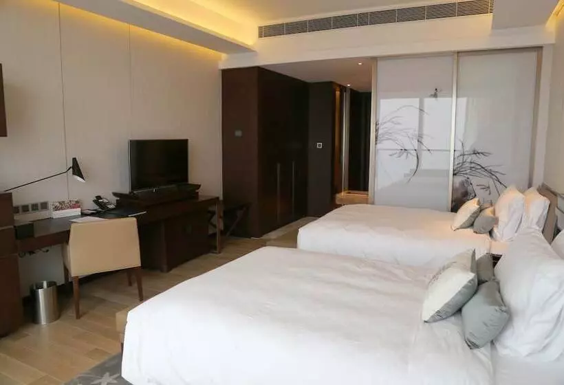 Fotos del hotel Hualuxe S & Resorts Nanchang Hightech Zone, An Ihg:  7