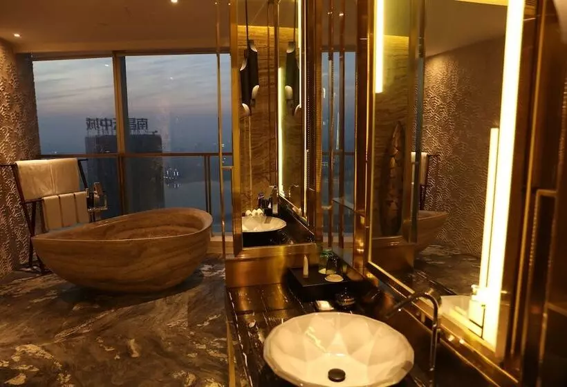 Fotos del hotel Hualuxe S & Resorts Nanchang Hightech Zone, An Ihg:  8