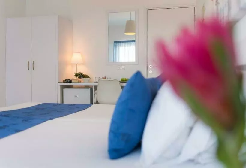 Fotos del hotel Mikes Kanarium City:  18