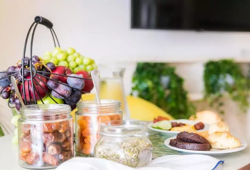 Fotos del hotel Mikes Kanarium City:  4