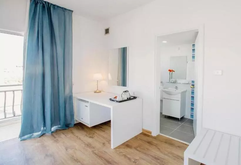 Fotos del hotel Mikes Kanarium City:  23