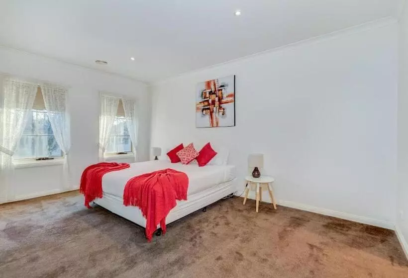 Fotos del hotel Seymours On Lydiard:  10