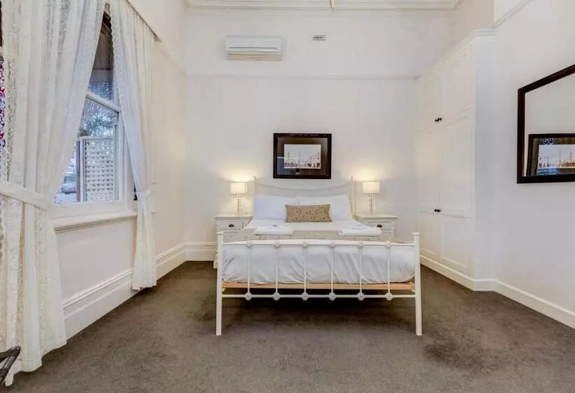 Fotos del hotel Seymours On Lydiard:  15