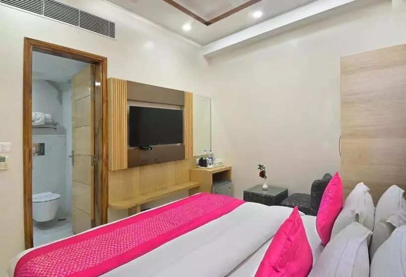 Aman International@ 4min Walk From New Delhi Railway Station