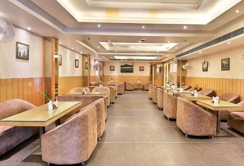 Fotos del hotel Aman International@ 4min Walk From New Delhi Railway Station:  5