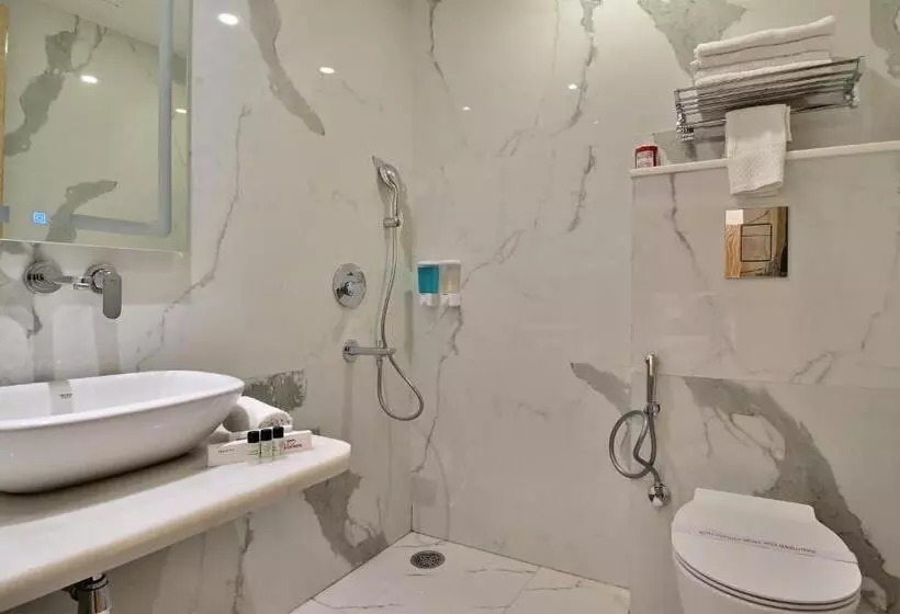 Fotos del hotel Aman International@ 4min Walk From New Delhi Railway Station:  3