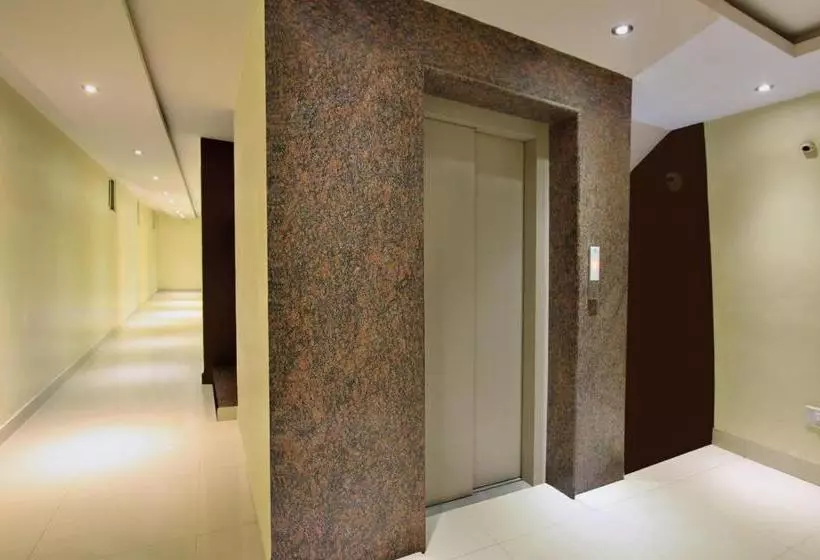 Fotos del hotel Mb International:  5