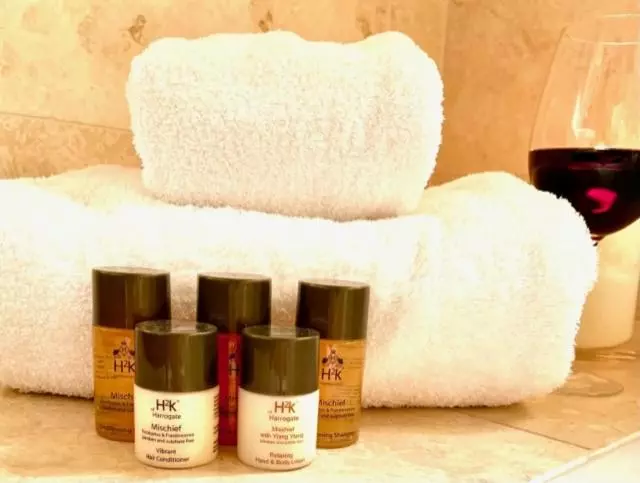 Fotos del hotel Oak Tree Inn:  2