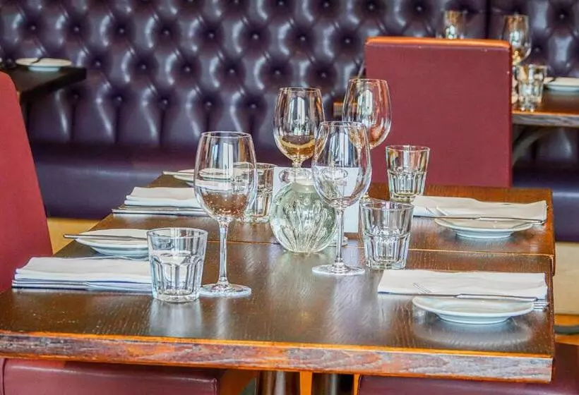 Fotos del hotel Oak Tree Inn:  11