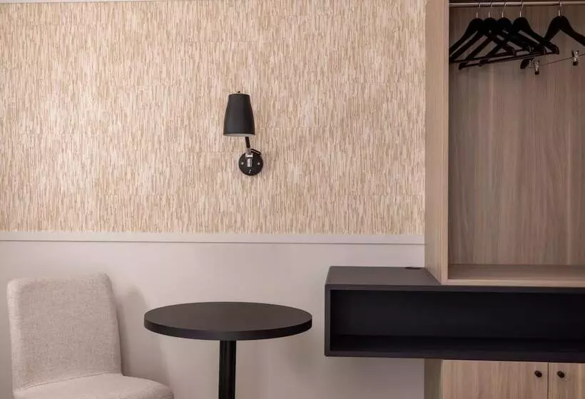 Fotos del hotel Grand Hôtel Lévêque:  25