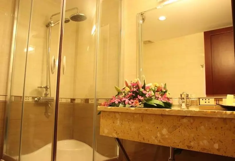 Fotos del hotel Thanh Uyen:  4