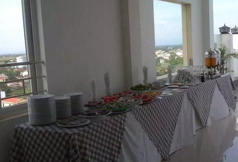 Fotos del hotel Thanh Uyen:  3