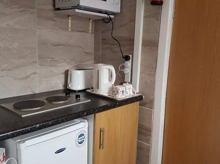 Fotos del hotel The Handforth Lodge - Bed & Breakfast:  6