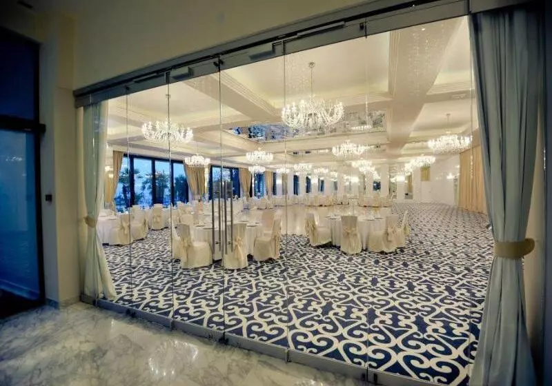 Fotos del hotel Amadria Park Hotel Royal:  16