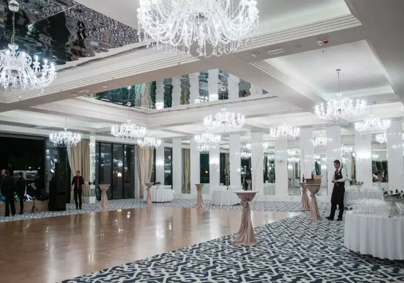 Fotos del hotel Amadria Park Hotel Royal:  10