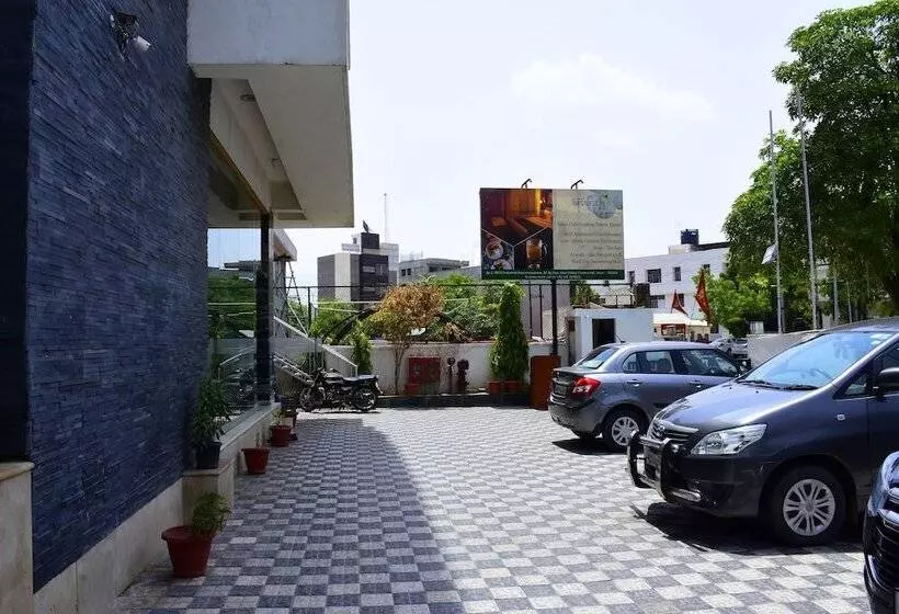 Fotos del hotel Jagrati Ananta Express:  6