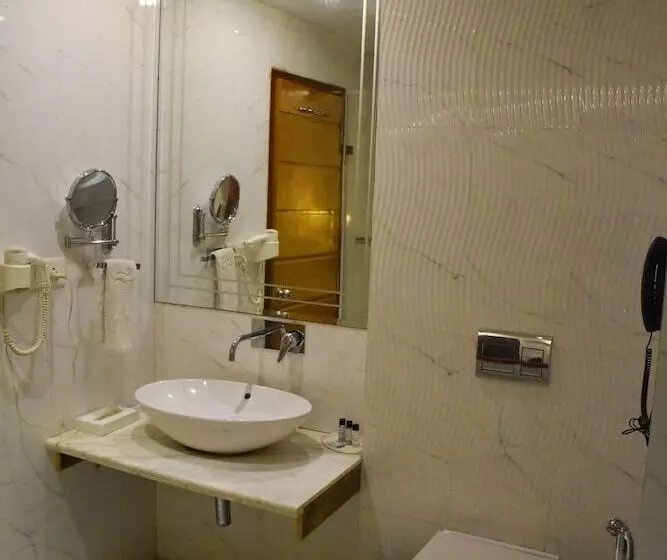 Fotos del hotel Jagrati Ananta Express:  8