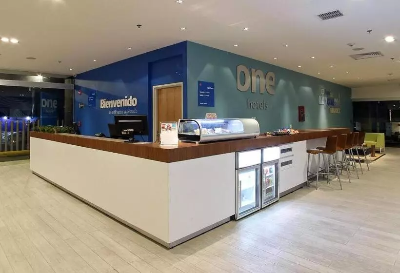 Fotos del hotel One Periferico Sur:  19