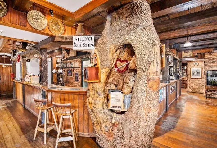 Fotos del hotel The Honest Lawyer, Ascend  Collection:  10