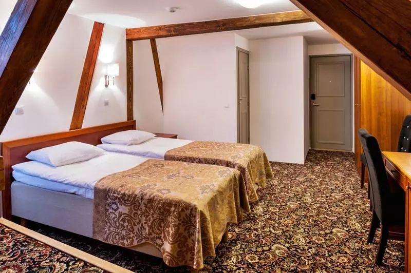 Fotos del hotel Three Crowns Residents:  2