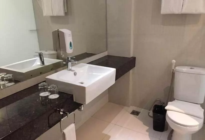 Fotos del hotel Whiz Prime  Kelapa Gading:  15