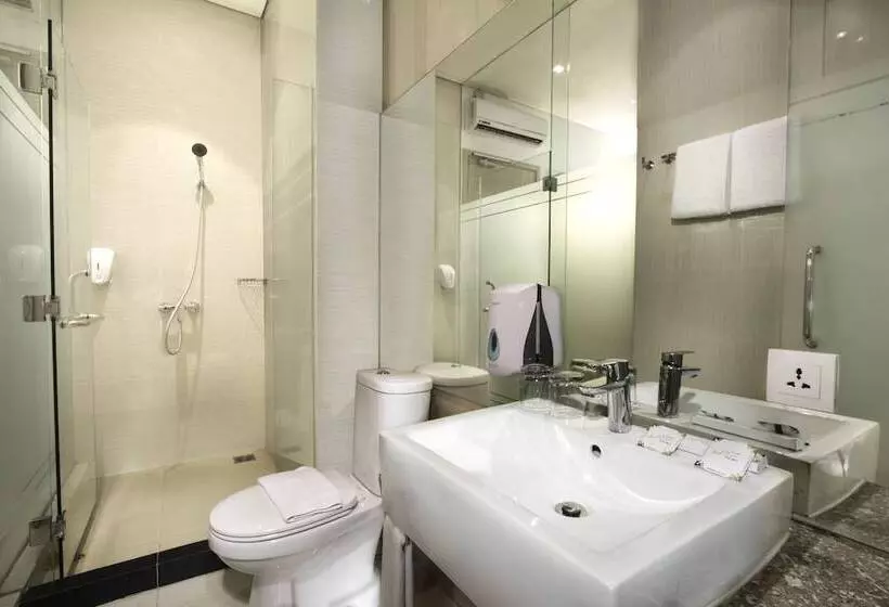 Fotos del hotel Whiz Prime  Kelapa Gading:  8