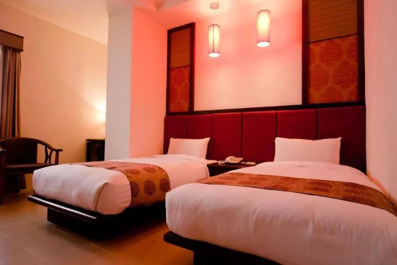 Fotos del hotel East Town 26:  21