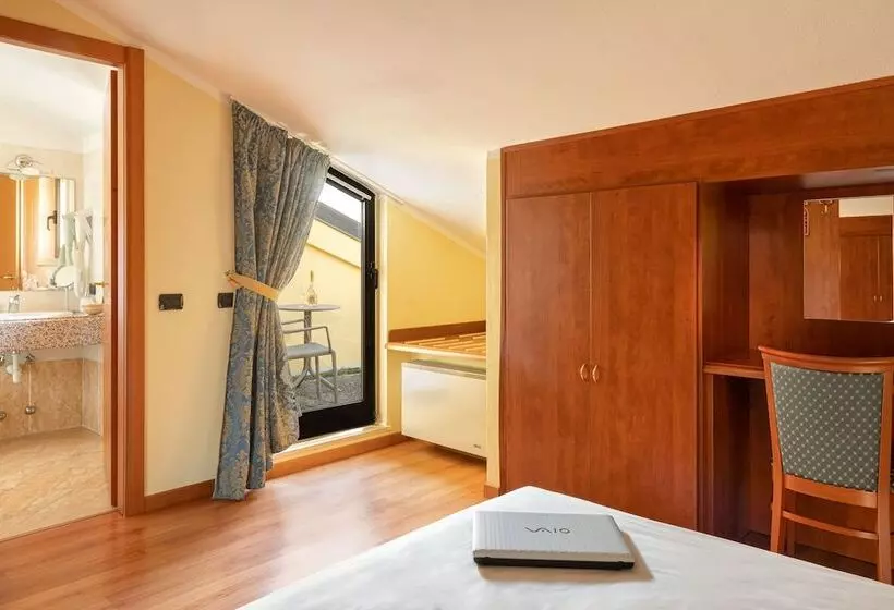 Fotos del hotel Postumia:  2