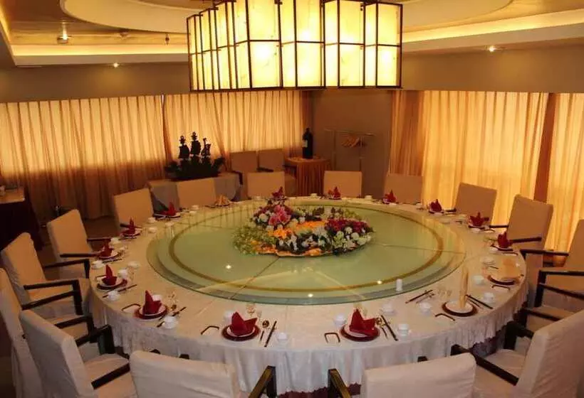 Fotos del hotel Shandong Aviation Mansion:  12