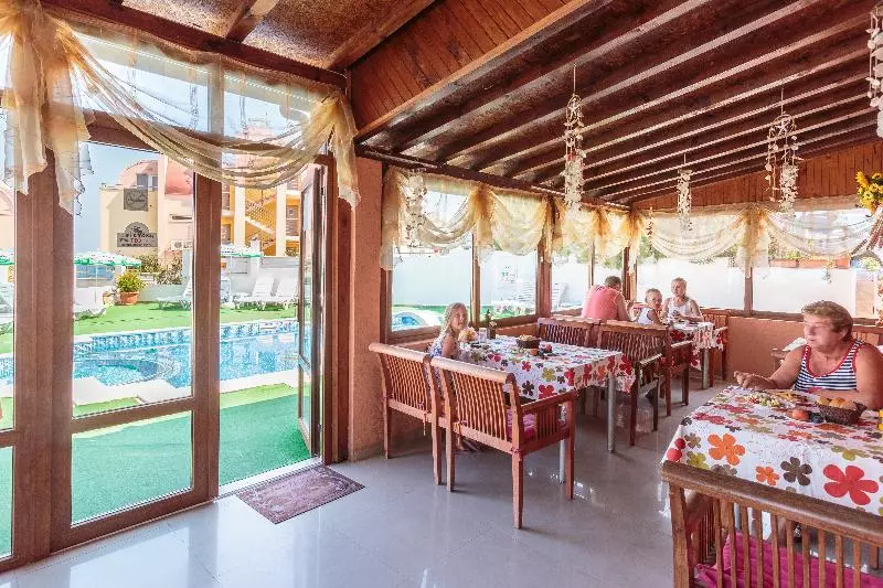 Fotos del hotel Apolis:  8