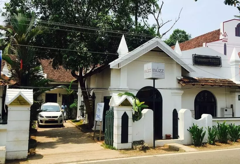 Fotos del hotel Elphinstone Residency:  19