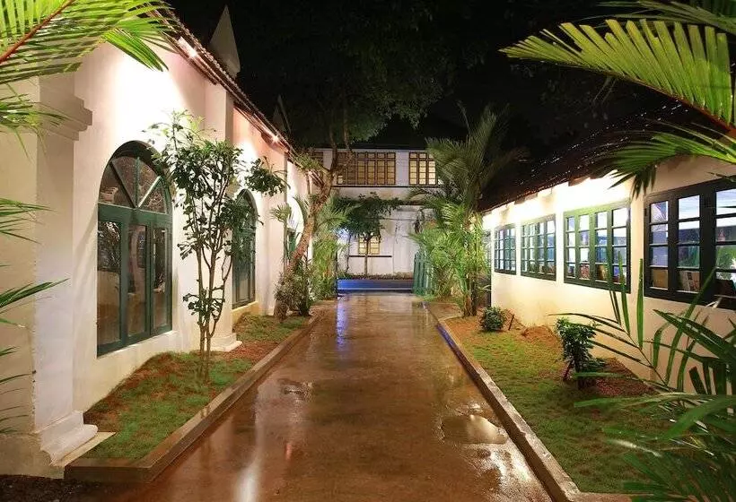 Fotos del hotel Elphinstone Residency:  10